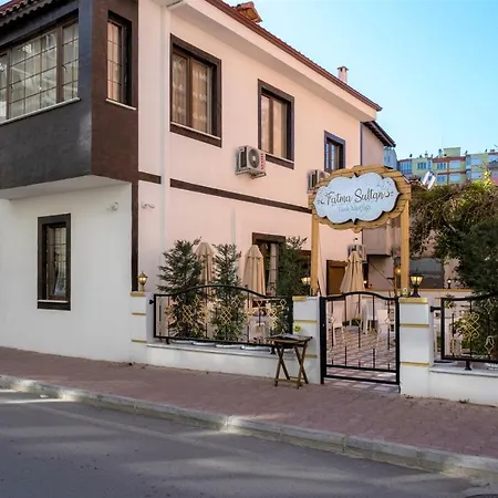 Fatma Sultan Oldtown & Restaurant Antália